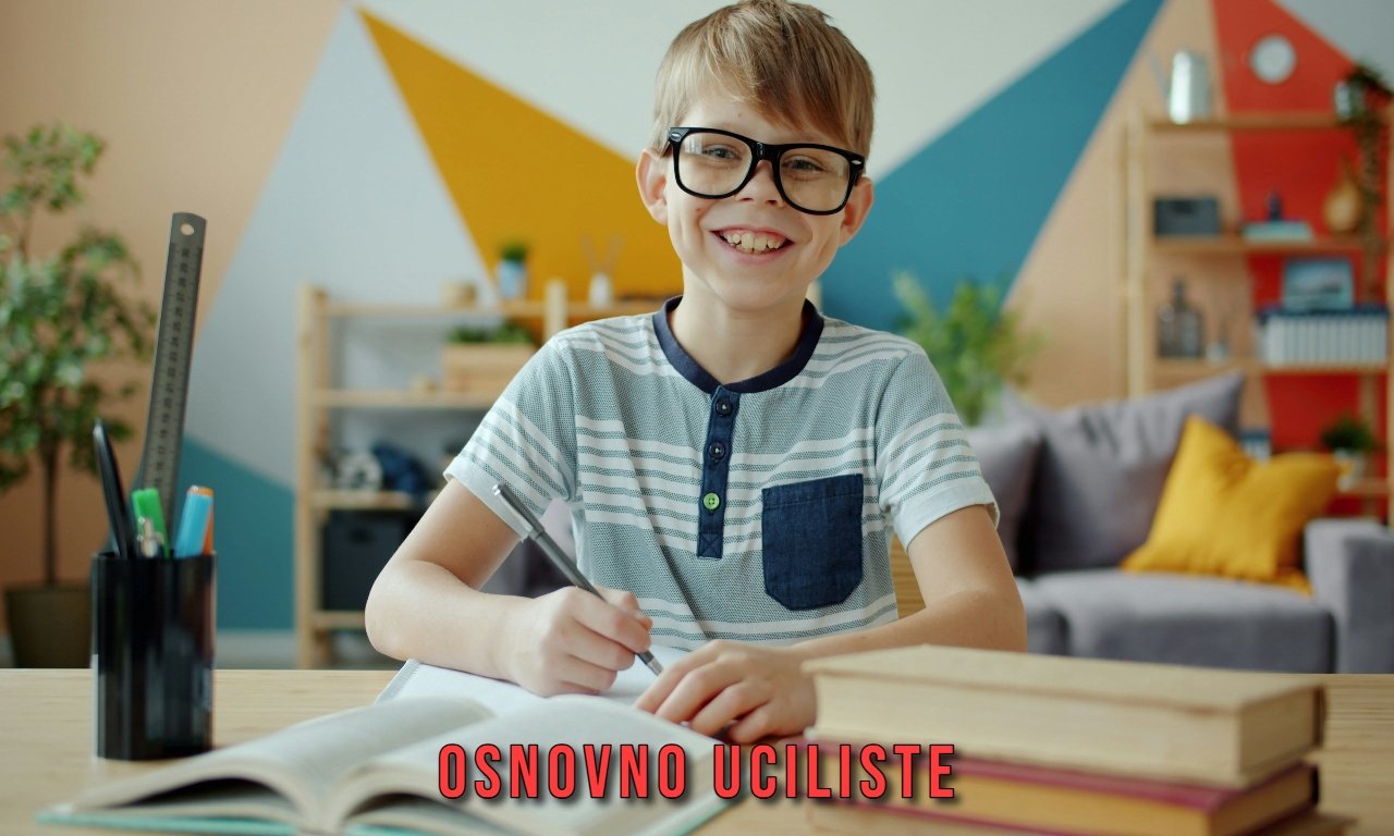 Students learning and interacting in osnovno učilište classroom environment